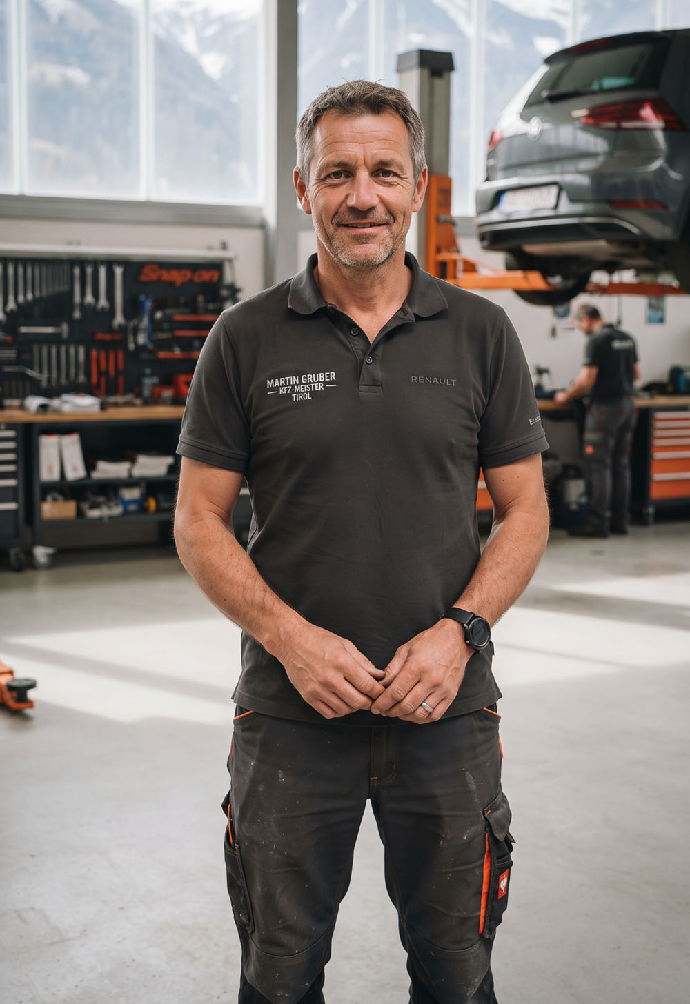 KFZ-Meister in der modernen Werkstatt Lienz &ndash; 30 Jahre Erfahrung